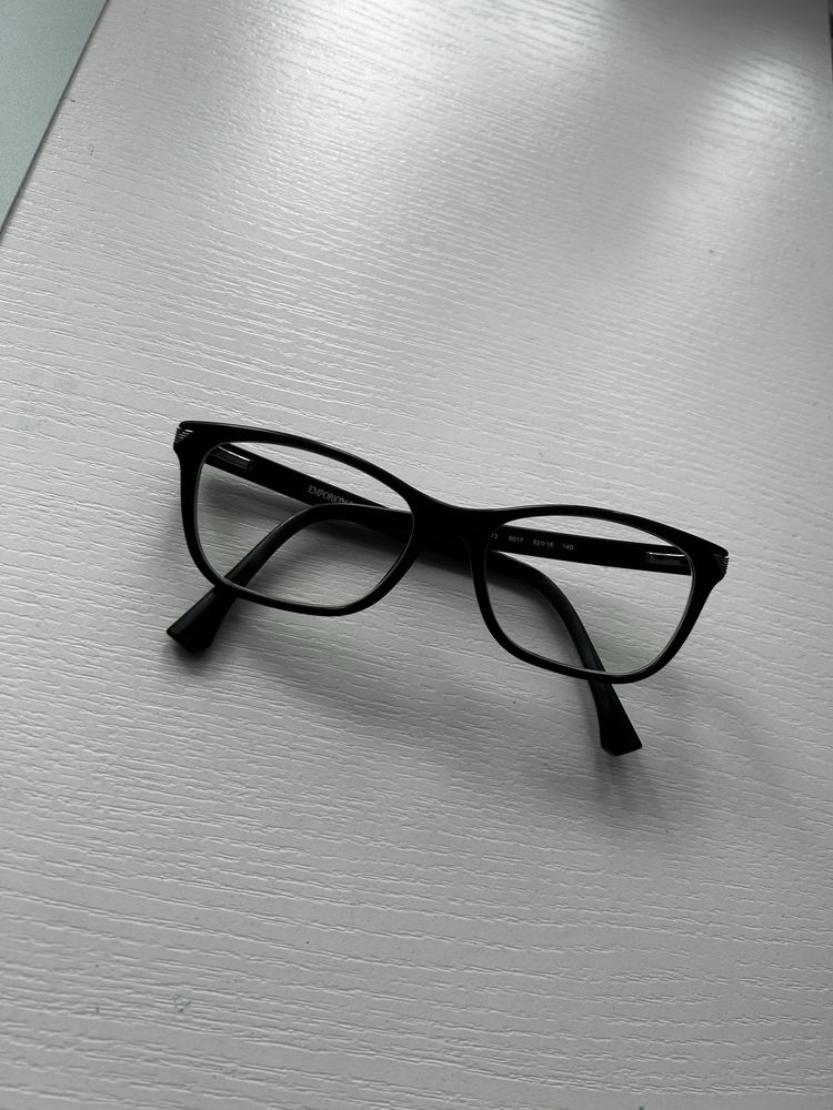 Oprawki firmy Armani