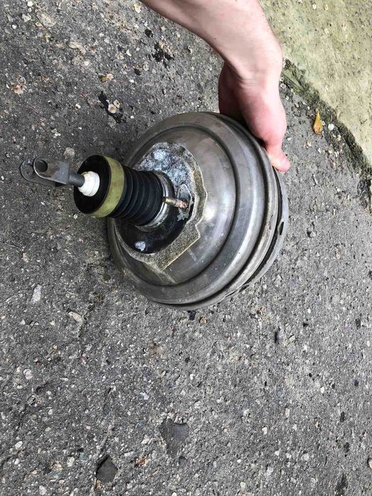 вакуумный усилитель тормозов  BMW E 60 E 61