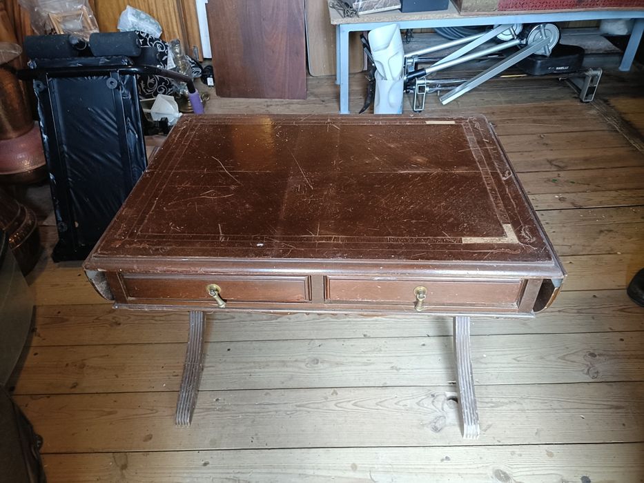 Mesa de centro antiga