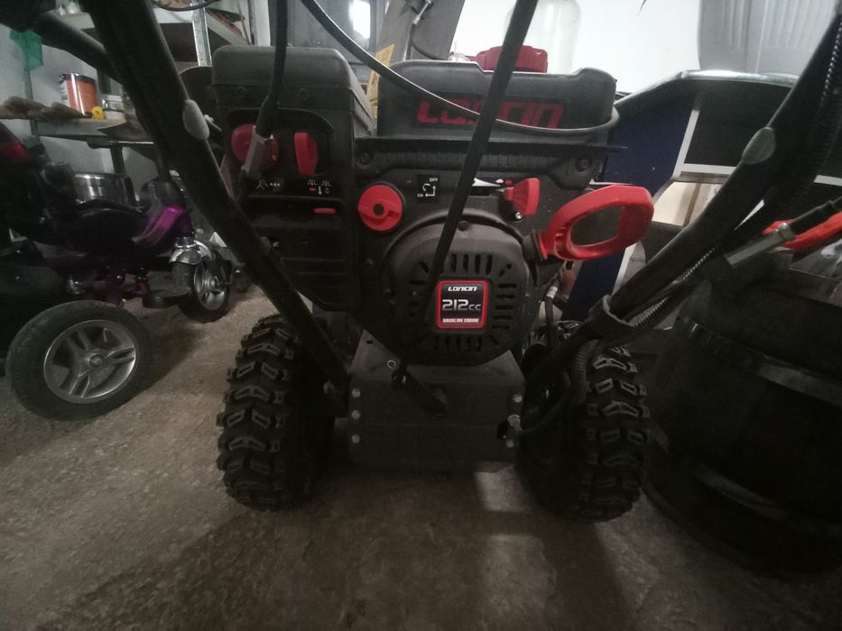 Снегоуборочна машына KLEVER