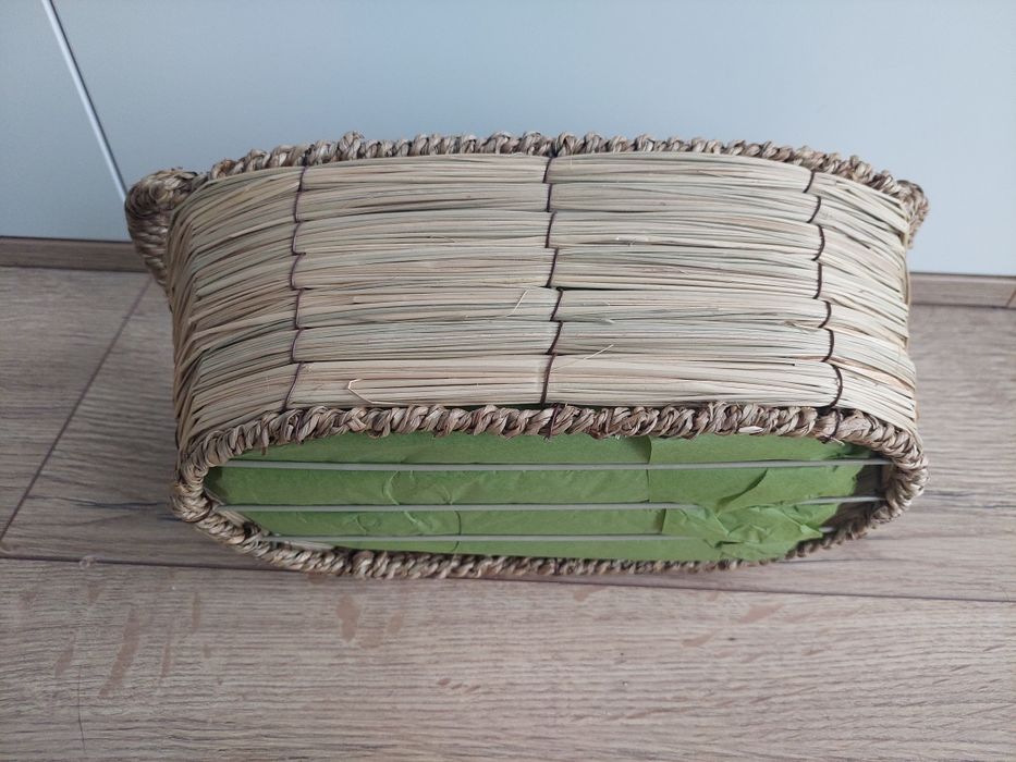 Koszyk ozdobny na bukiety lub akcesoria łazienkowe