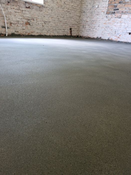 Стяжка підлоги, Напівсуха стяжка