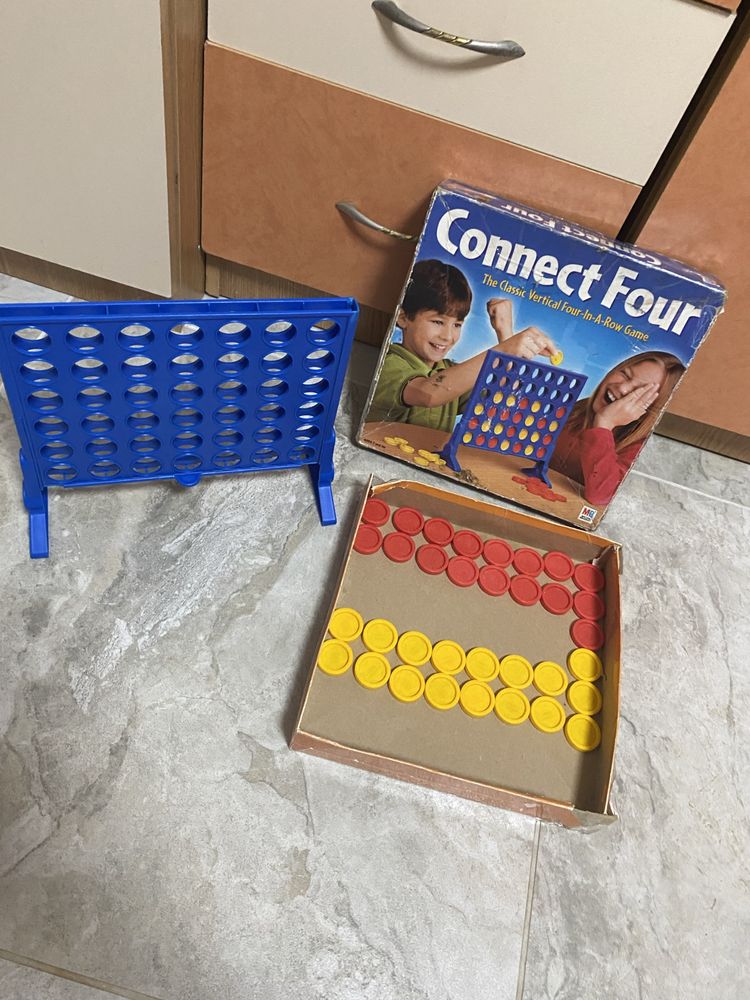 Настольная игра 4 в ряд