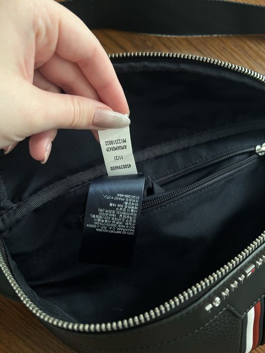 Сумка бананка Tommy Hilfiger