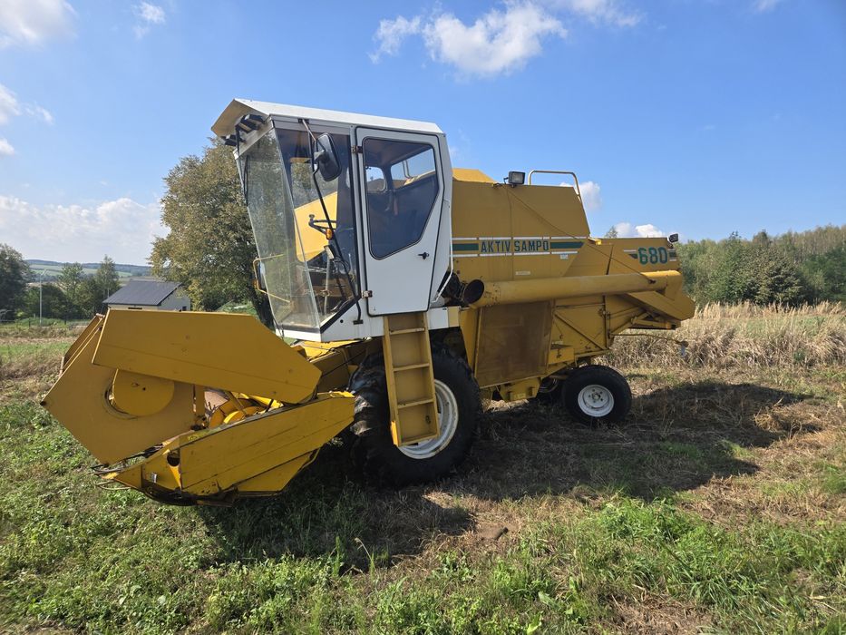 Kombajn zbożowy Sampo 680 Activ / Massey Ferguson 20 / Zetor 7745