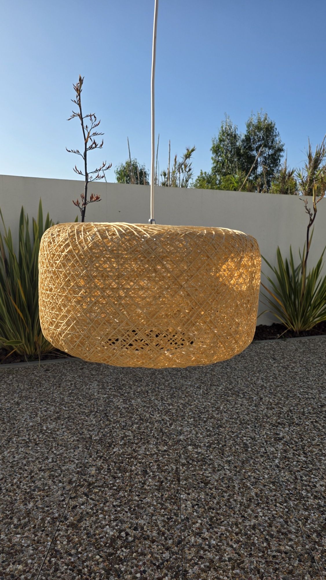 Candeeiro estilo "palha" / bambu (plastico)