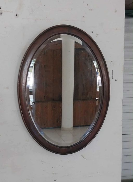 Antigo Espelho Biselado (VINTAGE). Moldura RESTAURADA!
