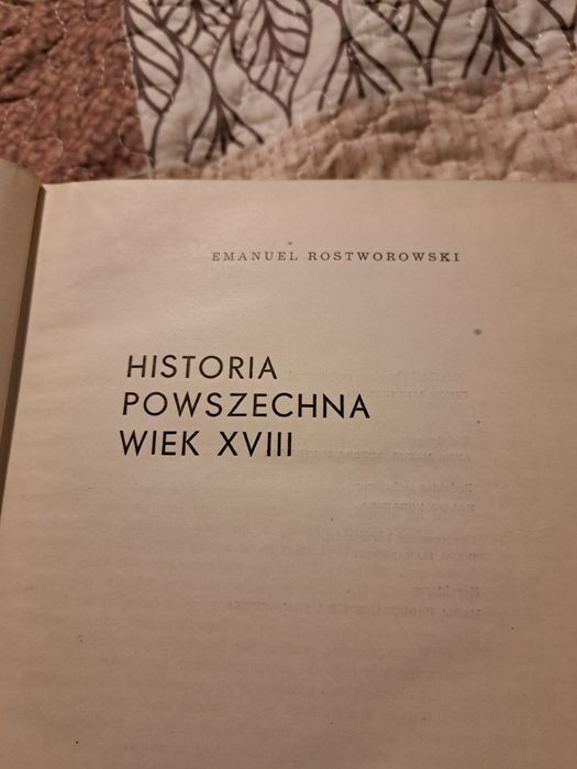 Historia powszechna wiek XVIII E. Rostworowski