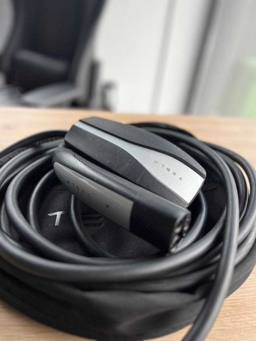 Зарядка Tesla (оригінал) | Б/у |  32А/16А (7,5кВт/3,5кВт)