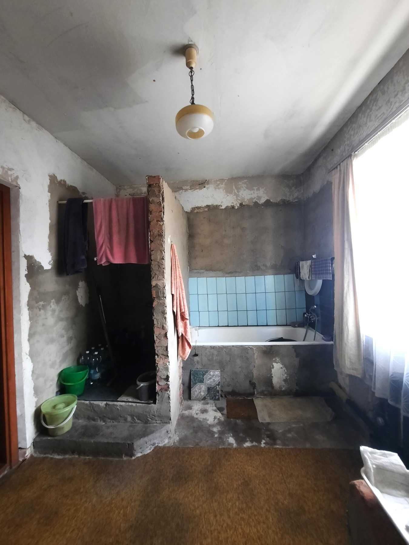 Продаж великого будинку для сім'ї в с. Пилипонка