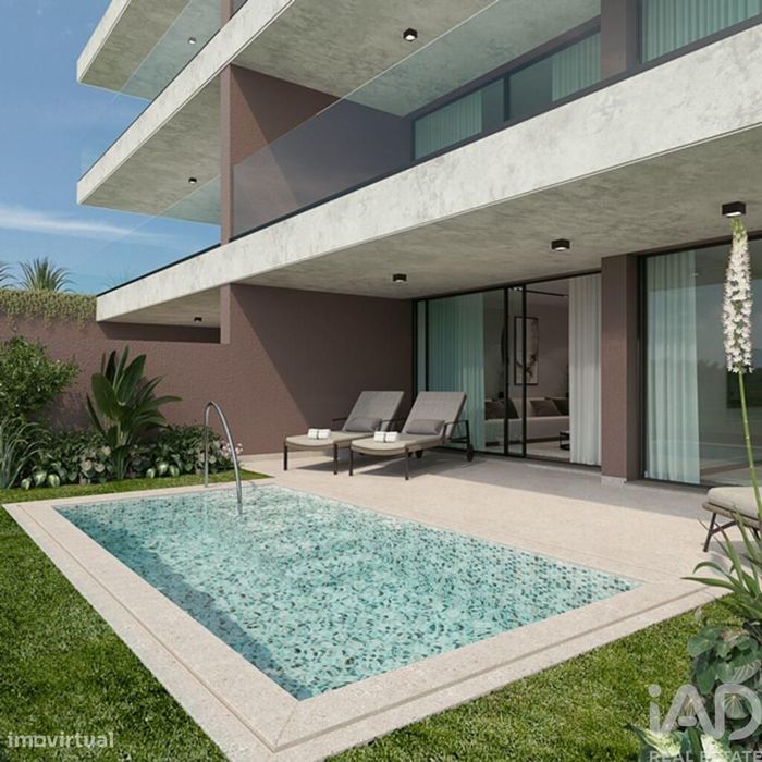 Apartamento T1 em Funchal (Santa Luzia) de 94,00 m2