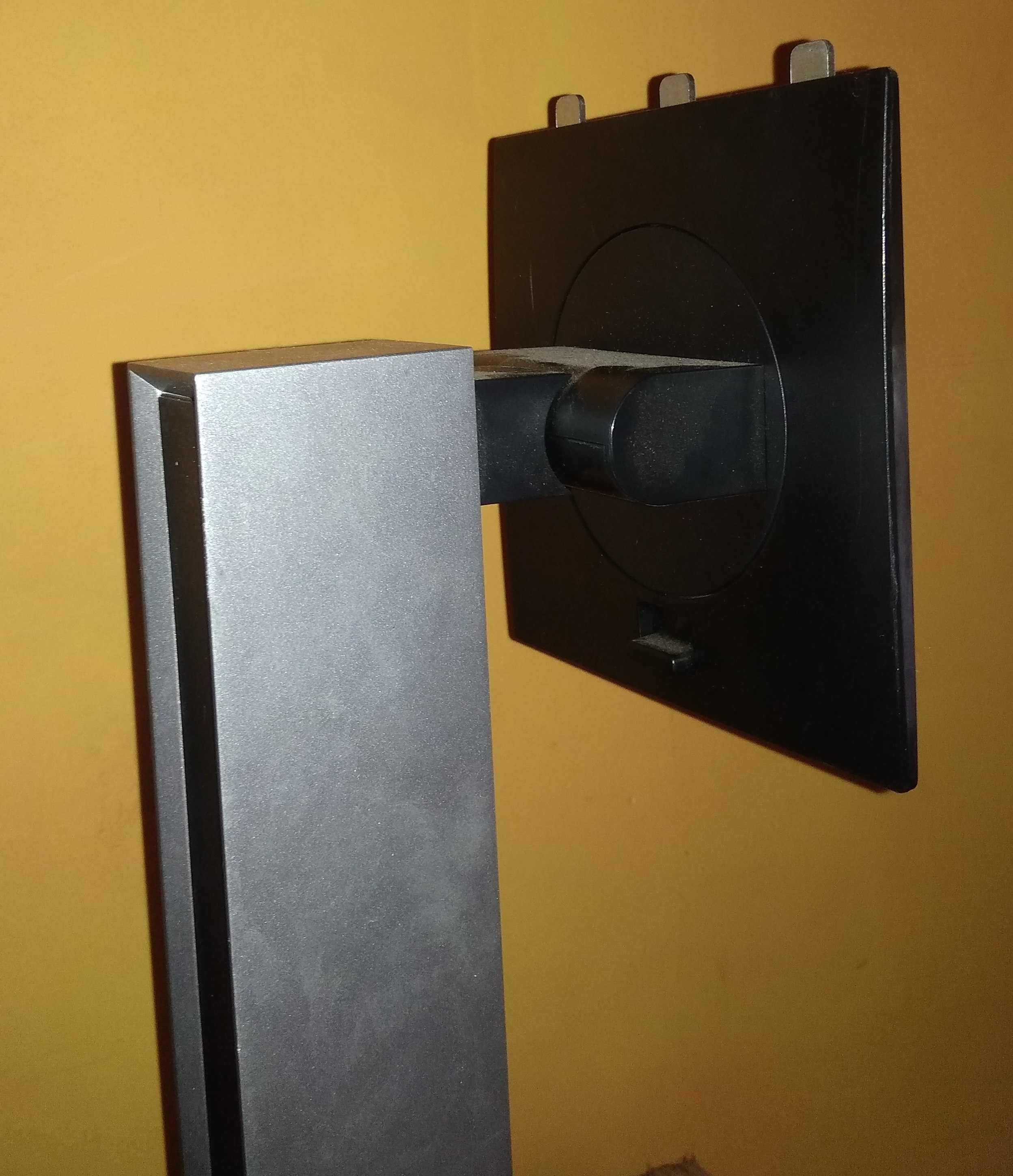 Stojak z uchwytem do monitora