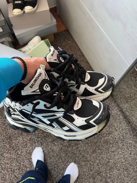 Balenciaga Runner