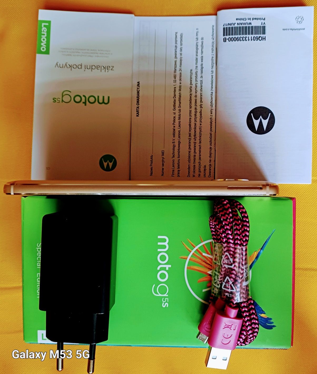 Smartfon "Motorola"G5s.