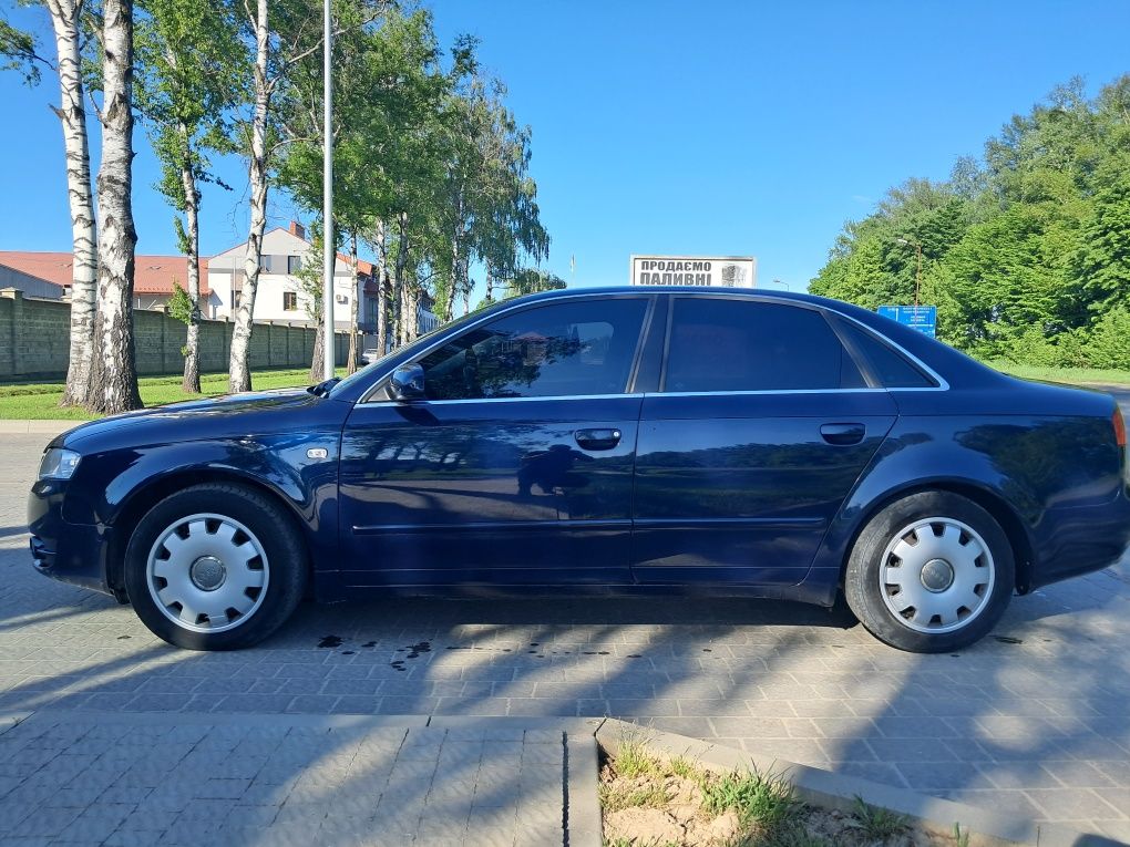 Audi a4 1.6mpi 2006р.в.