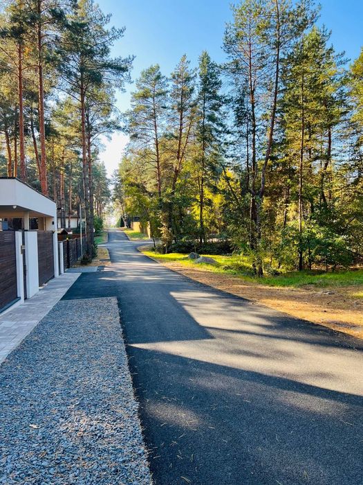 Продам участок в сосновом лесу в Обуховке закрытая территория лес река