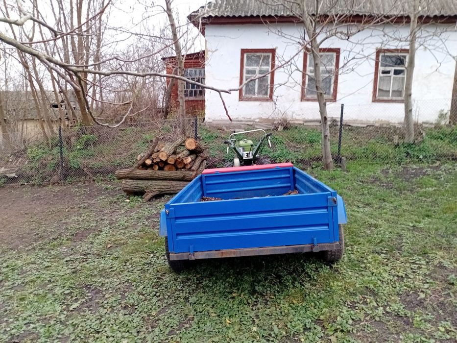 Продам мотоблок,стан практично новий,робочий.всі питання по телефону