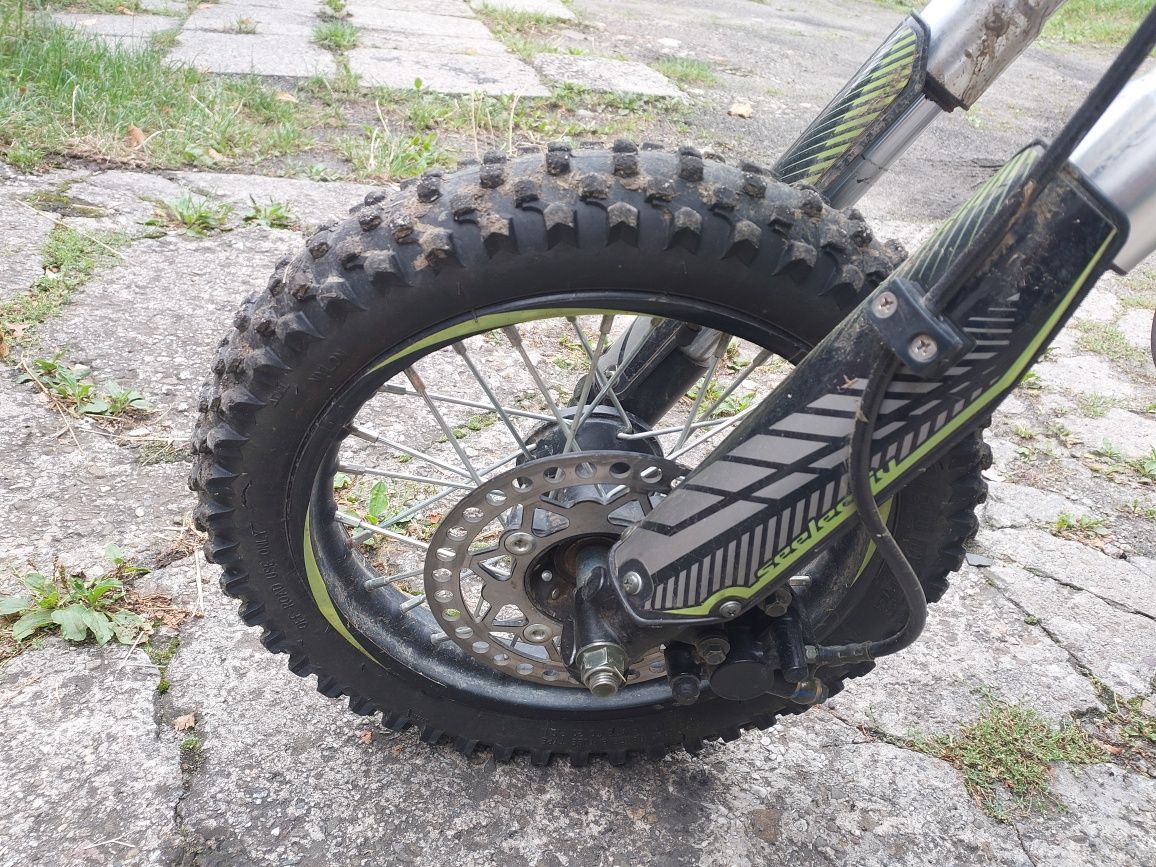 Cross Asix 90ccm