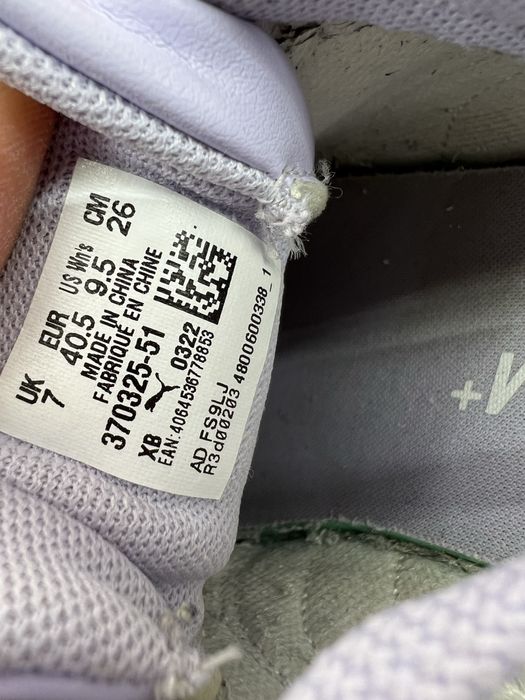 Жіночі кросівки 40,5р. 25.5см. Puma Carina L