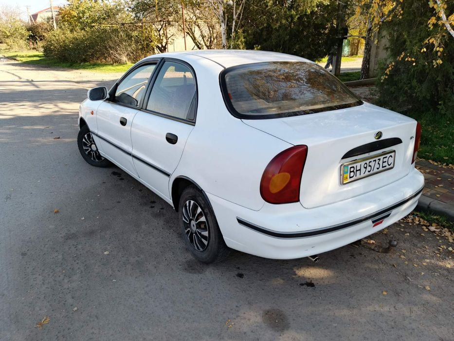 Продам машинку на полном ходу