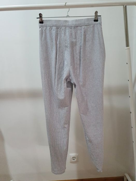 Calças Pull&bear às riscas