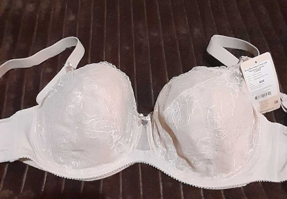 Бюстгалтер новий 80 Е, фірми Jasmin