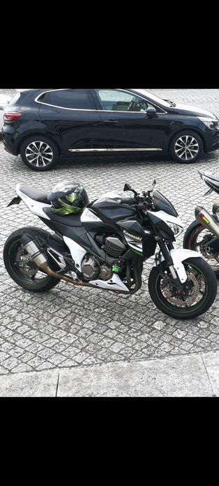 Mota Kawasaki Z800