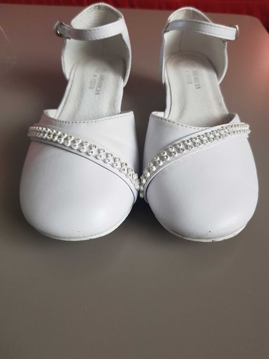 Buty/pantofle komunijne 36 American Club