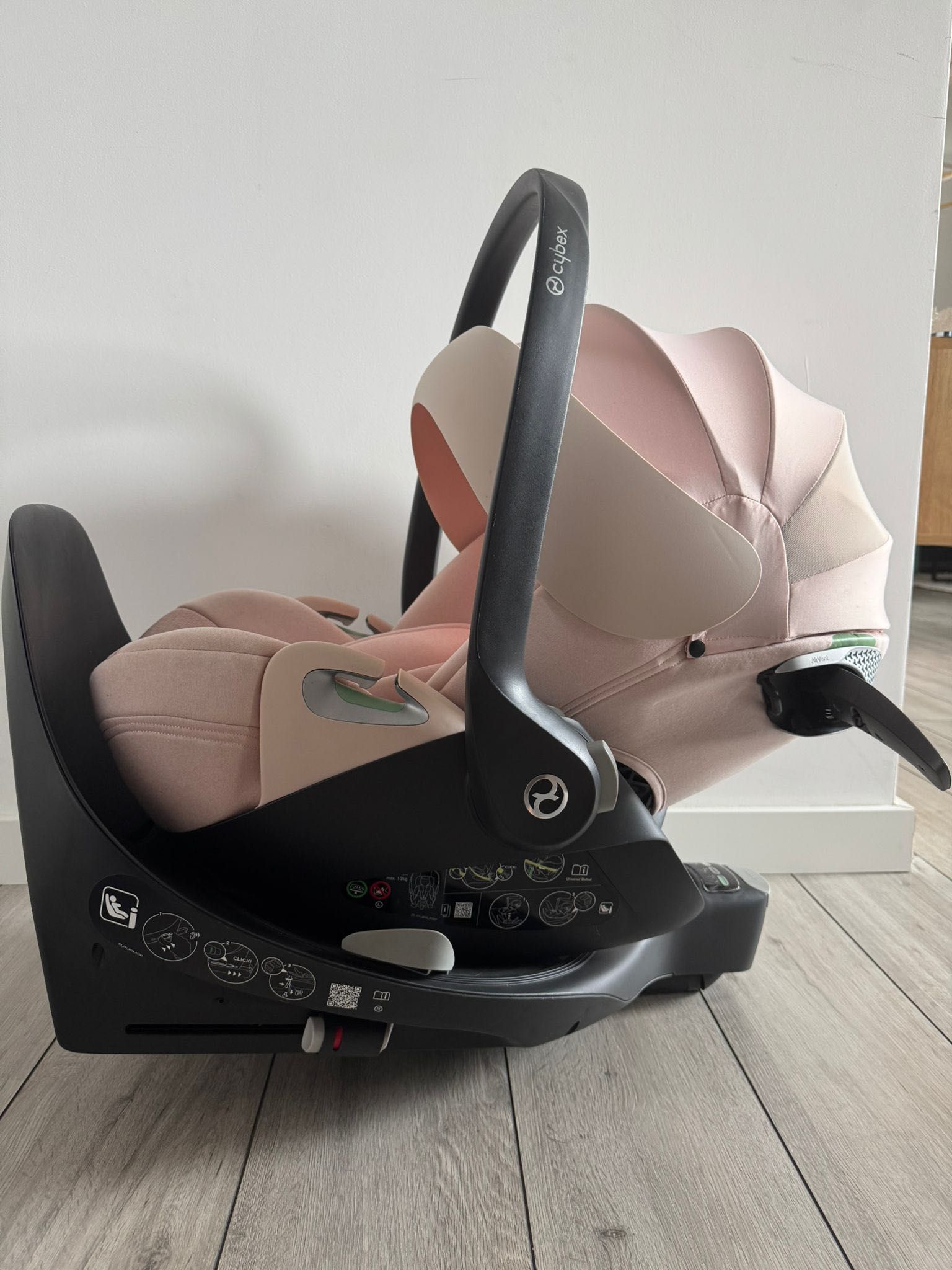 CYBEX CLOUD T PLUS i-Size + baza