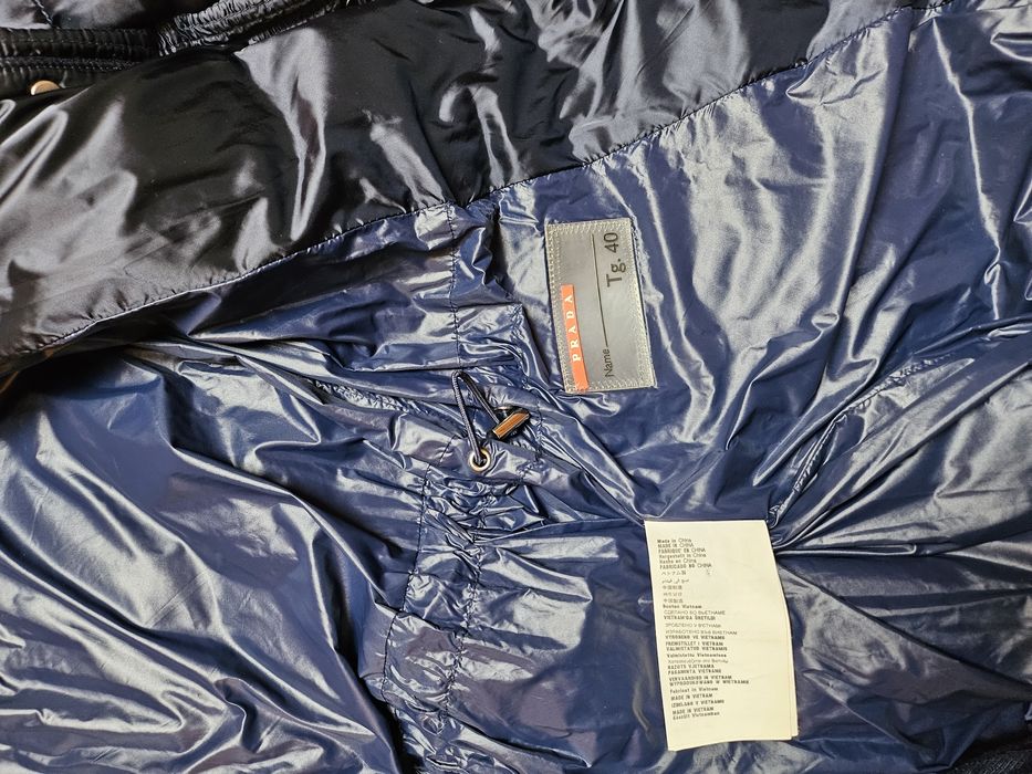 Prada куртка пуховик жіночий S