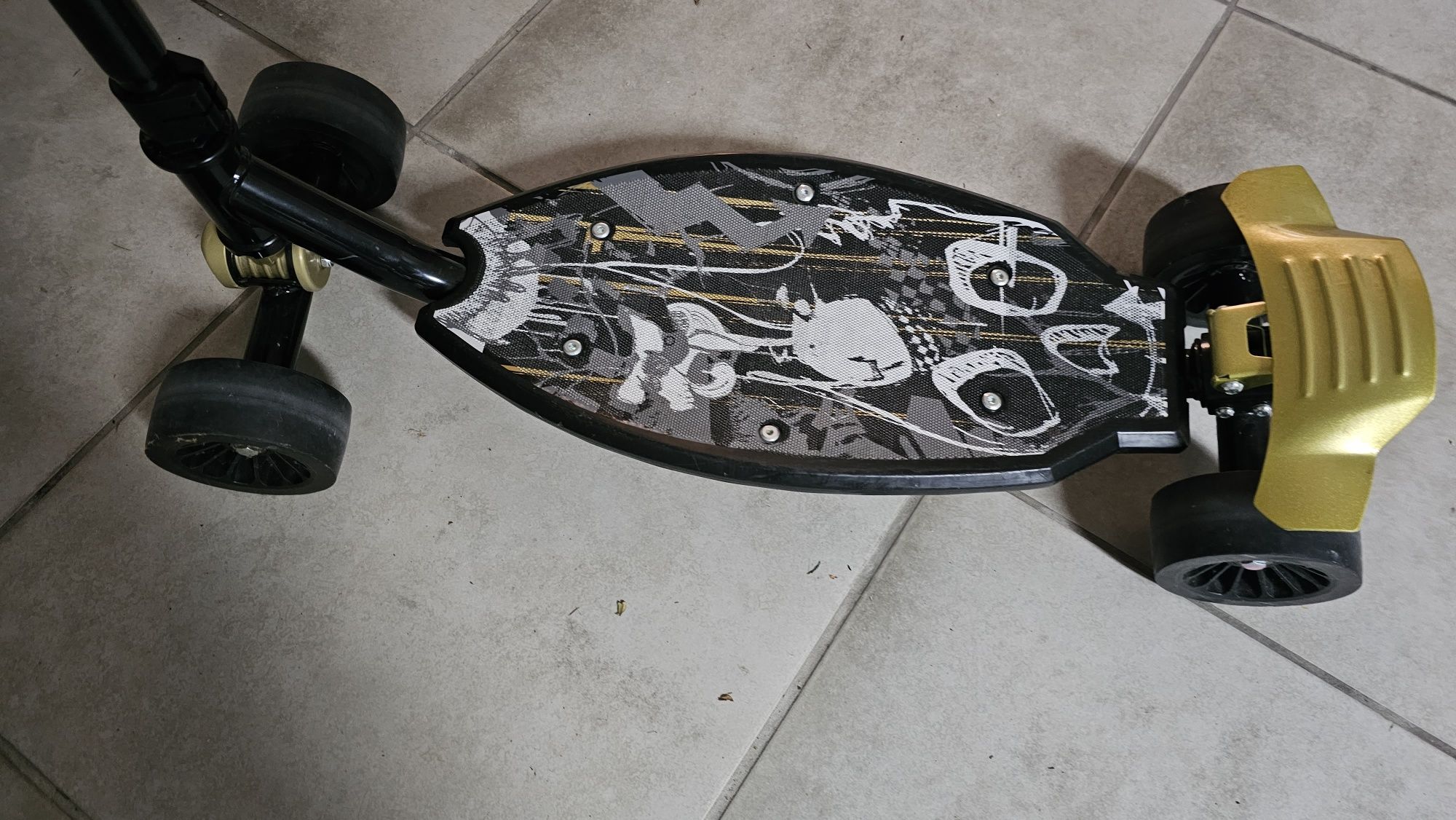 Trotinete skate 4 rodas