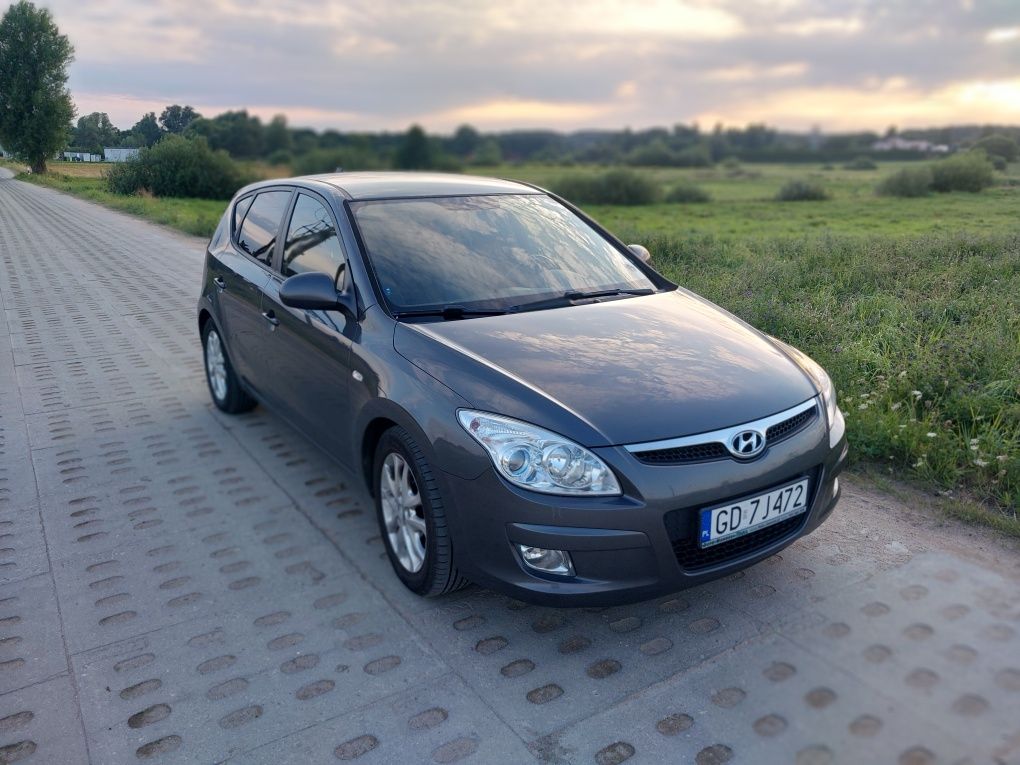 Hyundai i30  1.6 CRDI.  116KM