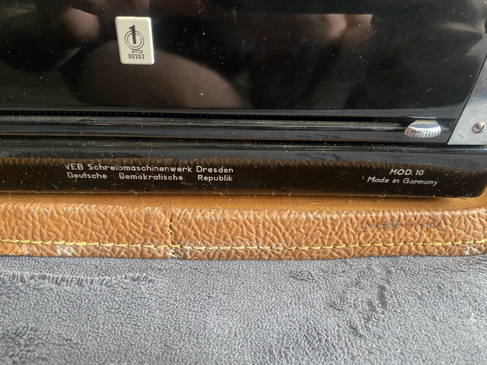 Друкарська машинка continental model 10