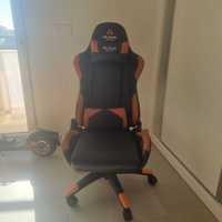 Cadeira gaming usada