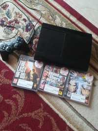 PlayStation 3 500 GB usado a funcionar