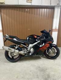 Vendo ou Troco Honda CBR 600 F4 / 2001