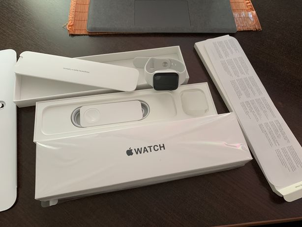 Apple Watch SE 44 Silver 2 miesięczny Gwarancja