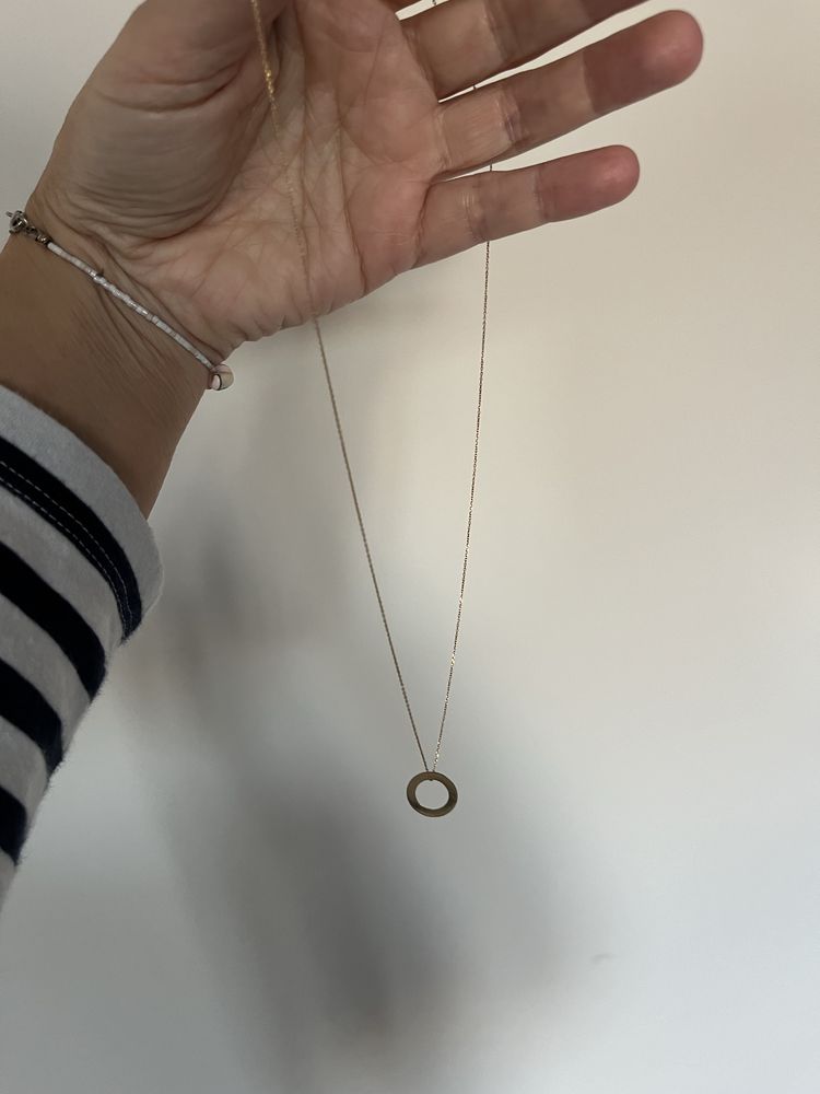 Zloty lancuszek z zawieszka Rosa Chains