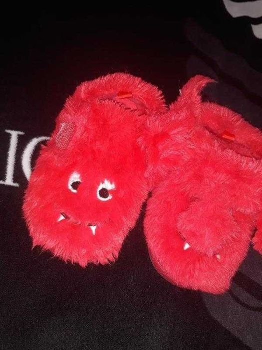 Тапочки взуття для будинку