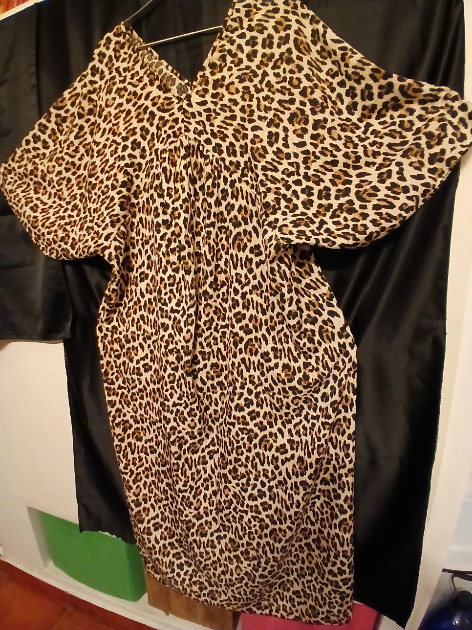 Vestidos em sêda  muinto elegantes