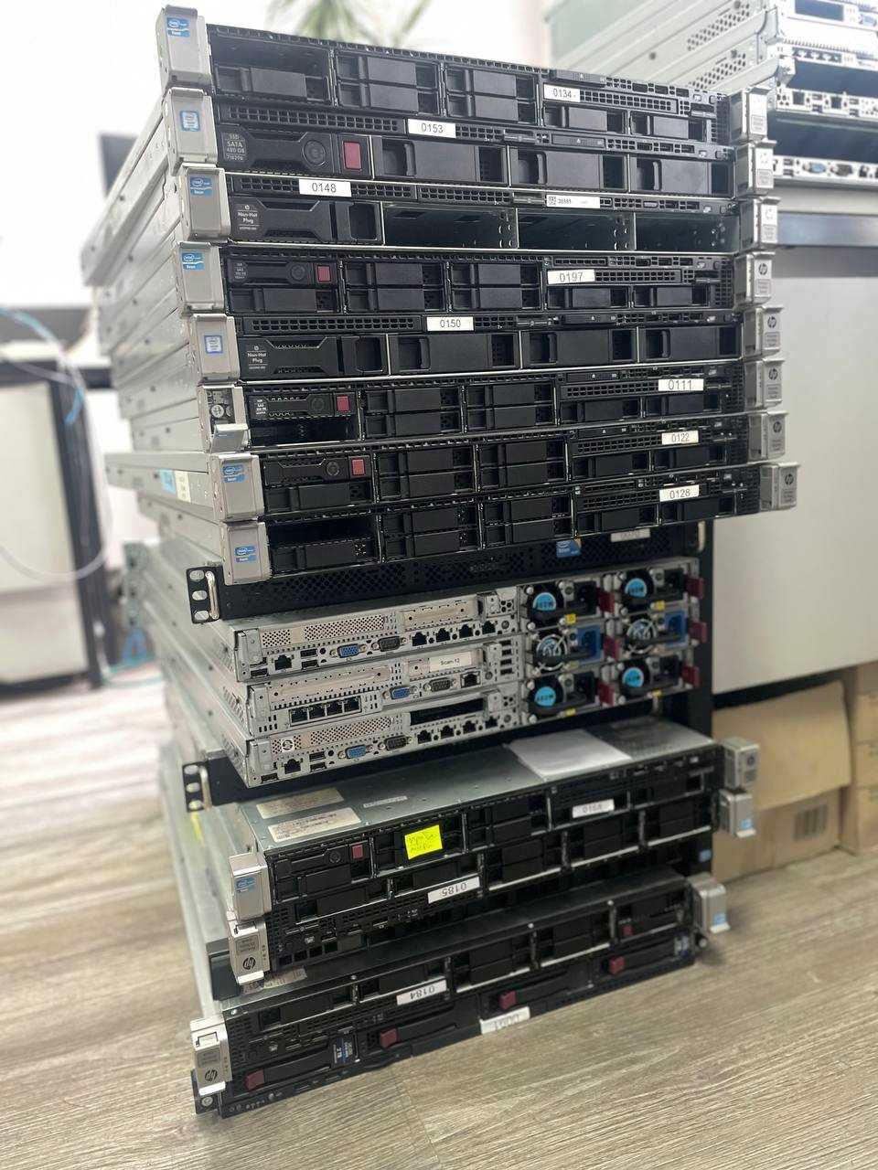 Cepвep HP ProLiant DLЗ60p, DL320e, DL360e Gen8