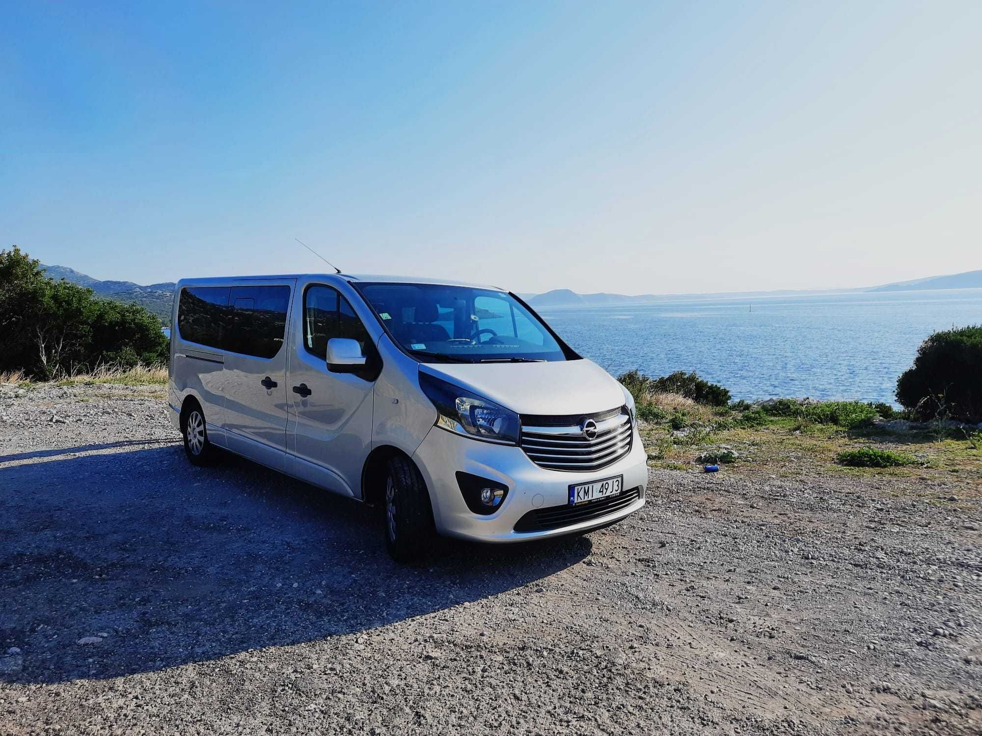 Wynajem busa 9-osobowego Opel Vivaro!! Winiety !! Wolne wakacje !!