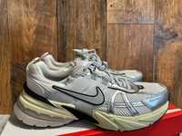 Buty sportowe Nike V2k Run 41