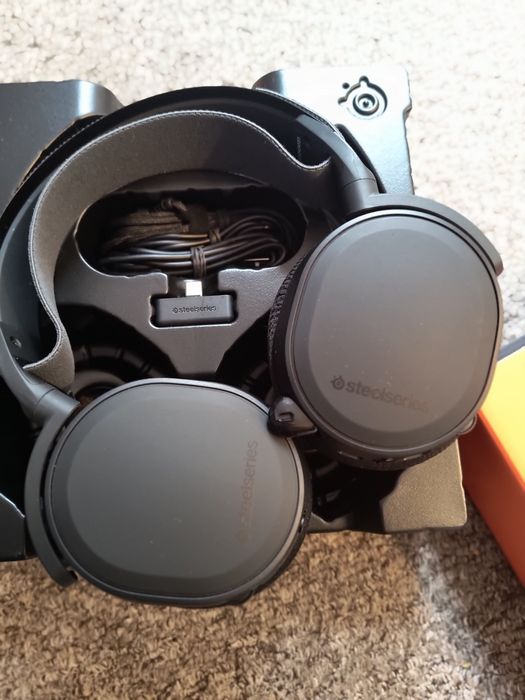 Słuchawki SteelSeries Arctis 7+ Wireless