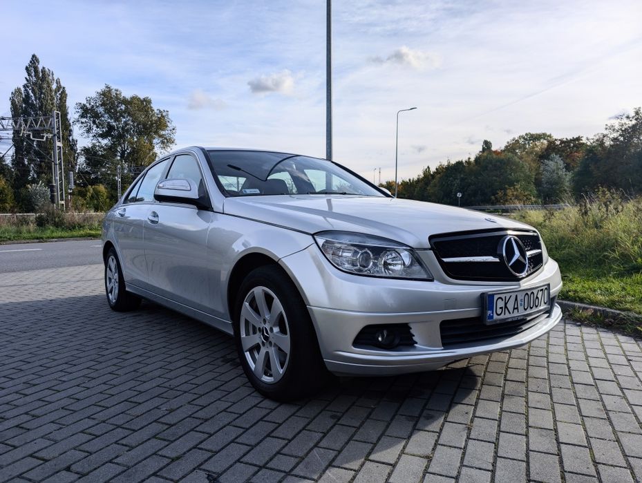 Mercedes W204, 1.8 Kompresor 184km,  C klasa, Mercedes-Benz, 2x Opony