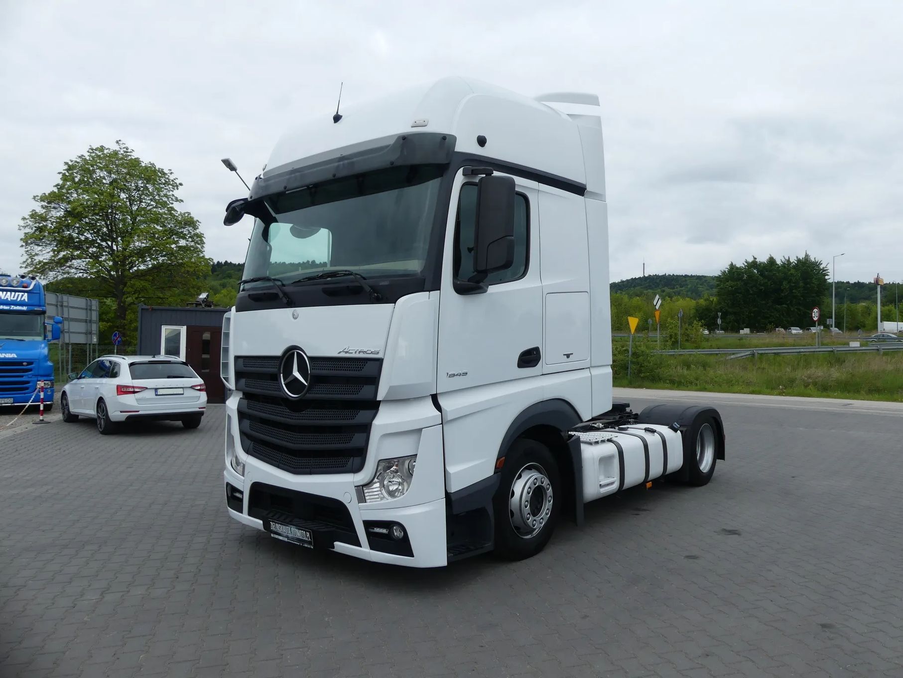Mercedes-Benz ACTROS 1845 / EURO 6 / LOW DECK / GIGA SPACE / AUTOMAT /