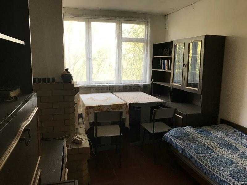 Продам дачу в мальовничому місці, навколо листяний та хвойний ліс.