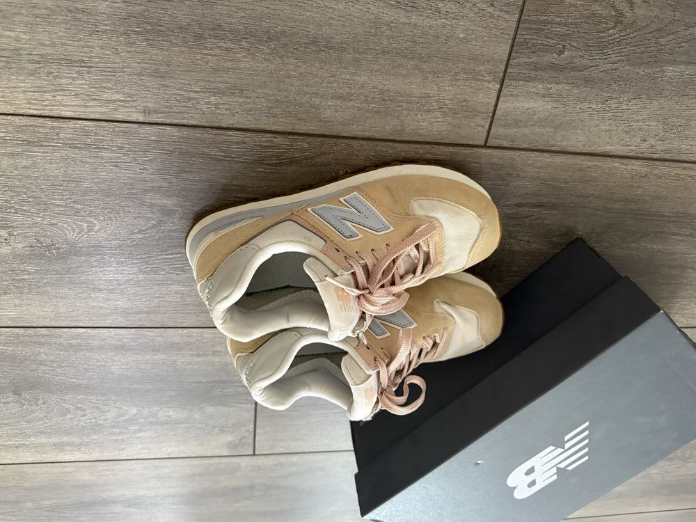Кросівки new balance
