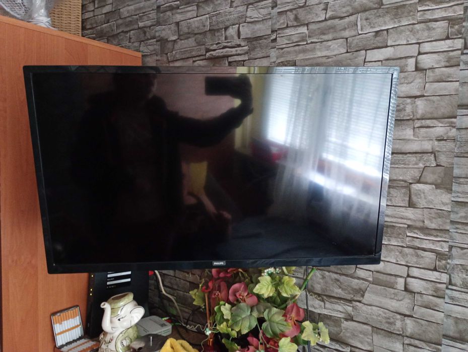 Telewizor Philips 32PFS6109/12 32" LED Full HD Smart TV DVB-T2