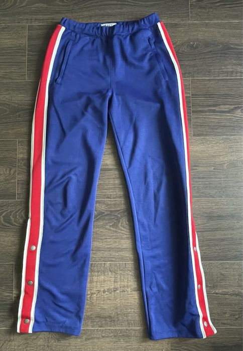 Тренировочные штаны синего цвета